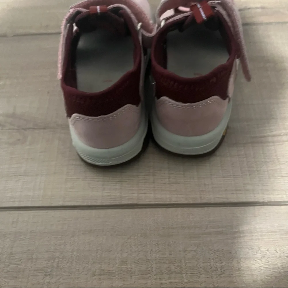 Elefanten Purple Fisherman Vibram First Walkers Pipery Sandals Size 25EU 8.5/9US